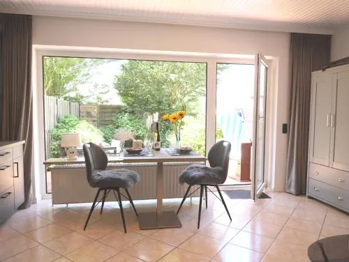Die Erdgeschosswohnung befindet sich in Alt-Westerland. in Westerland, Deutschland