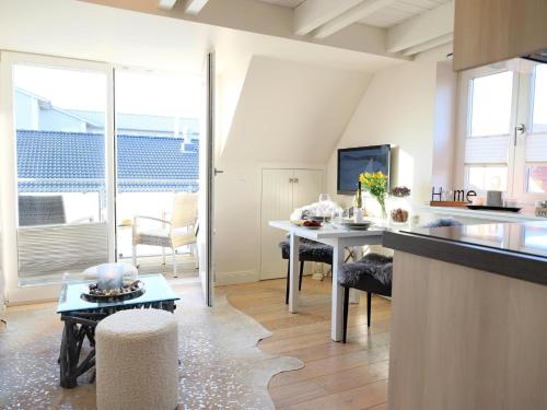 Hafenstraße 4, W1, Esprit 2 in List auf Sylt, Deutschland