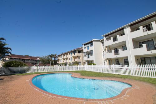 Exterior view, Surf Bay Sands 35 in Windsor on Sea