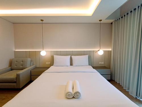 Comfort Studio at 10th Floor Mataram City Apartment By Travelio, Kejayan (foto 6)