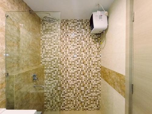Comfort Studio at 10th Floor Mataram City Apartment By Travelio, Kejayan (foto 10)