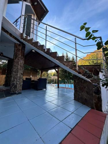 Viesnīcas āriene, Pool House Gălăoaia-Cabană la poalele Munțiilor Călimani (Pool House Galaoaia-Cabana la poalele Muntiilor Calimani) in Bistra Mureşului