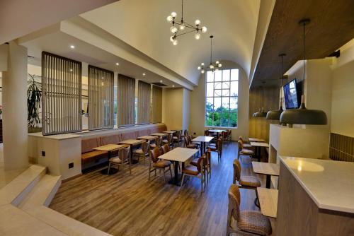 Étterem, Town Lodge George in George