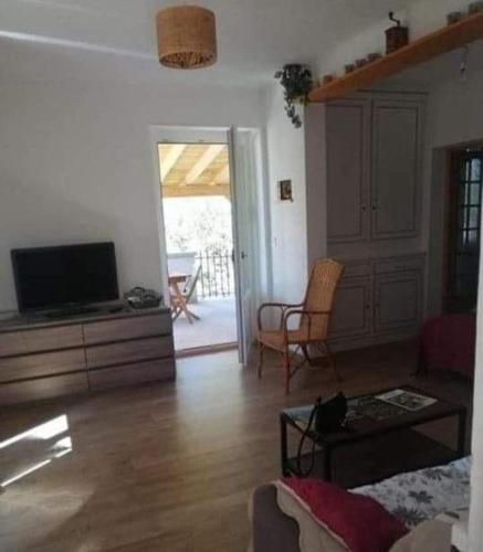 Koplietošanas atpūtas telpa ar TV, Gîte des lacs et cascades (Gite des lacs et cascades) in Bonlieu