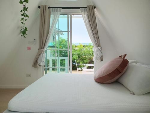 MemoryCool บ้านพักตากอากาศใกล้หาดบางเก่า in Puek Tian Beach