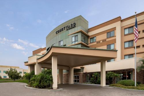 Courtyard by Marriott San Diego Oceanside - image 9