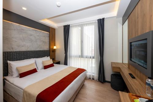Double Room image 7