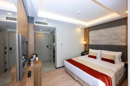Double Room image 8
