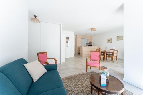 Two-Bedroom Apartment image 10