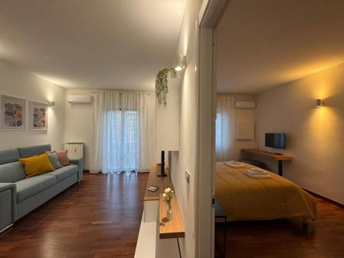 Papa's Apartment - A new flat in Portuense, Roma (foto 9)