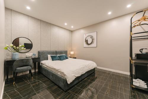 Ann Hotel Ha Noi in Trung Hoa Nhan Chinh