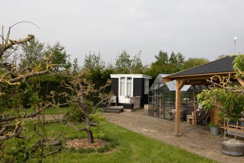 A szálláshely kívülről, Buitenplaats Medemblik in Brake