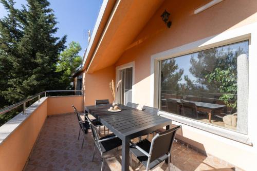 Villa with Private Pool image 8