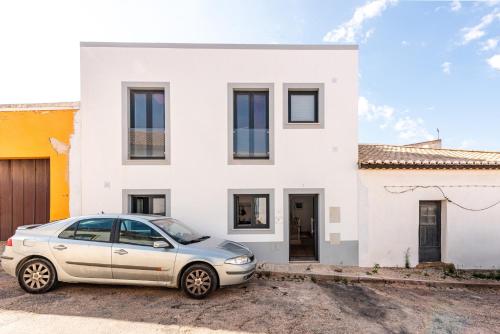 Exterior view, Casa do Bispo in Vila Do Bispo