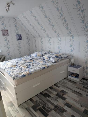 Gemütliches Gästezimmer an der Nordsee in Krummhörn, Deutschland