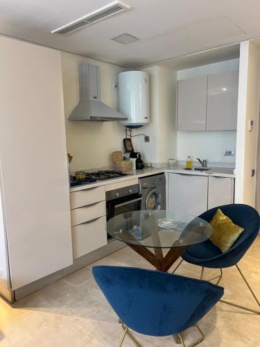 5 minutes walk to the sea appartement near Morocco Mall