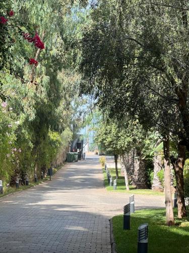 5 minutes walk to the sea appartement near Morocco Mall