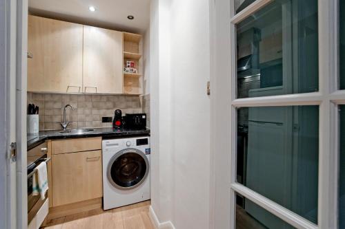 Imperial Hyde Park Queensborough Apartments, London (photo 9)