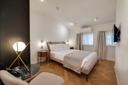 Single Room image 3