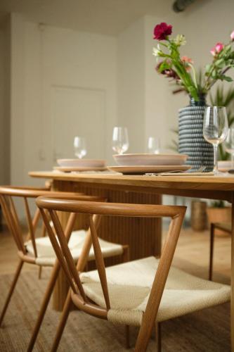 Modern Design 75sq Apartment in Berlin Mitte - image 5