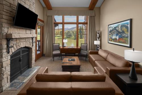 Sleeps 4
