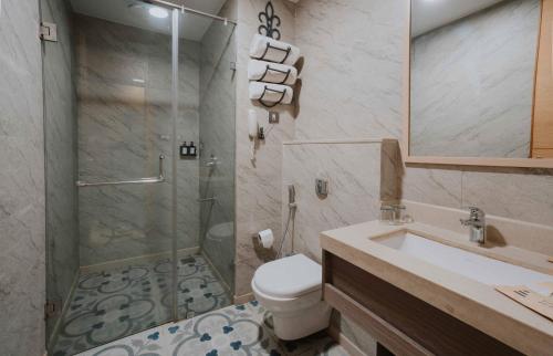 Spacious Superior Room image 1