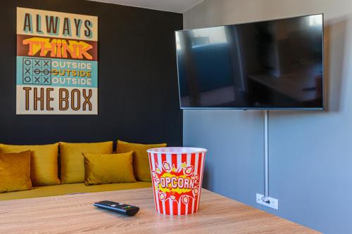 KOA - THE BOX KOA - THE BOX