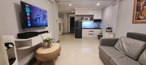 Nasugbu Resort, Beachfront Condo in Canyon Cove A1-104 in Natipuan