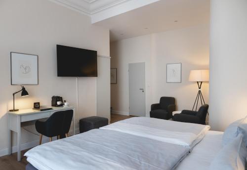 Junior Suite with Balcony