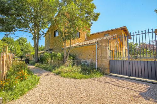 外部景觀, Domaine du Rocher-Denicé- Beaujolais (Domaine du Rocher-Denice- Beaujolais) in 丹尼斯