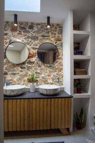 Agali Luxury Stone Suite & Loft Agali Luxury Stone Suite & Loft