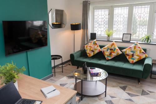 4 bedroom cosy home Birmingham in Quinton