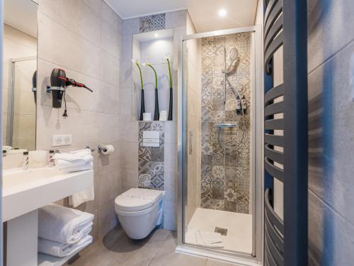 Standard Double Room with Garden View image 1