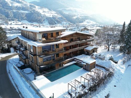 Appartement Zillertal Klee mit Restaurant KleemenTine 3