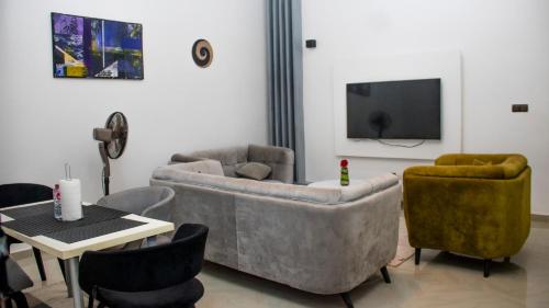 Tres joli Apartement meublé 2 chb cosy à Fidjrosse cotonou
