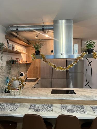 The White Apartment 3BR - free parking, Sofia (Foto 4)