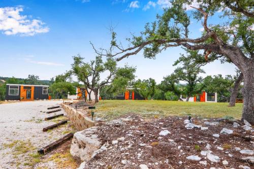 Harrods Hill Country Hideaway - The Longhorn in Dripping Springs, USA