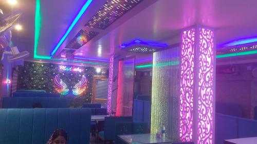 Hotel Hangout in Raghunathganj-II