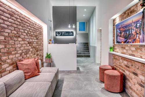 Forum Suites 5