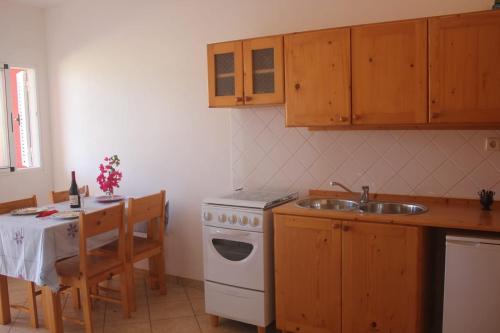 Einrichtungen, Joli et fonctionnel proche centre et plage in Vila do Maio