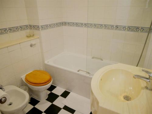 The Gresham Hotel - image 10