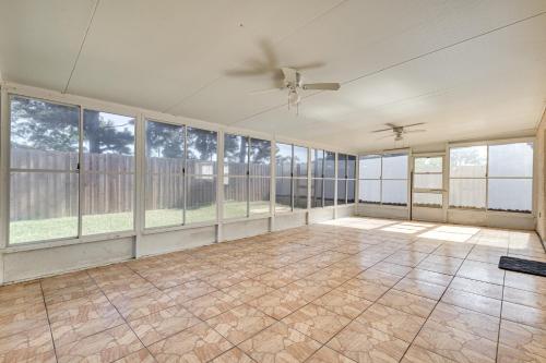 Family Home in Orlando Suburbs about 12 Mi to Dtwn! Family Home in Orlando Suburbs about 12 Mi to Dtwn!