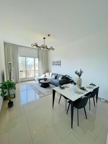 Seabreeze Vacation Homes, Cozy Beach Apartment 1BHK