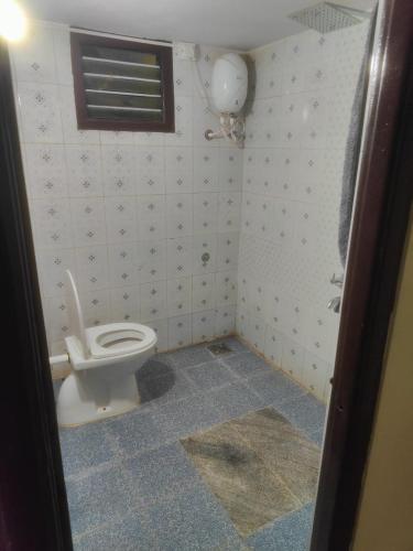 Bathroom, Gowri farm stay in Koteshwar