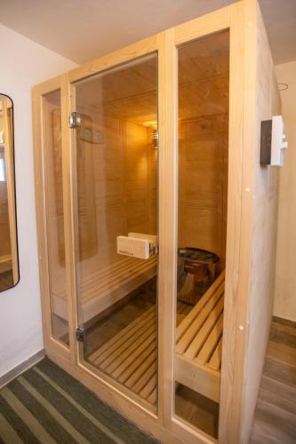 Szauna, Miglari in Stemnitsa