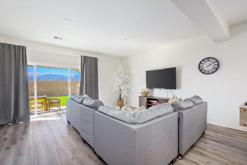 New House with Salt Water Pool and Majestic Views in Desert Hot Springs, USA