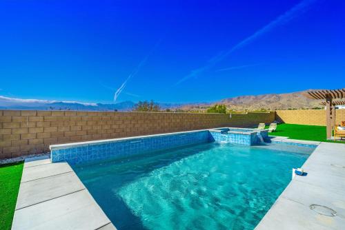 New House with Salt Water Pool and Majestic Views in Desert Hot Springs, USA