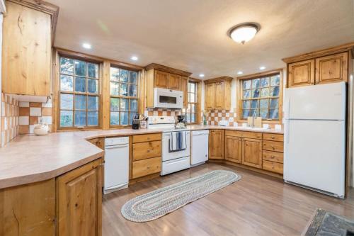 Cabin on Big Cottonwood River in Snowbird Lodge (UT)