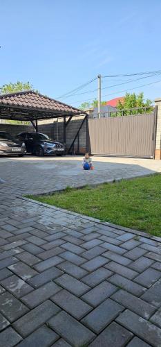 Гостевой дом – khách sạn tại 11 Microdistrict