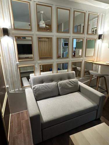 Affordable Ayala Makati 1BR Condo, Manila